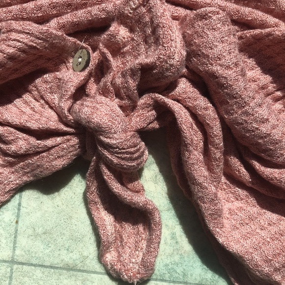 Eddie Bauer peach colored button up tie front tank 🔝 size XL 🪢 🍑 - Picture 3 of 6